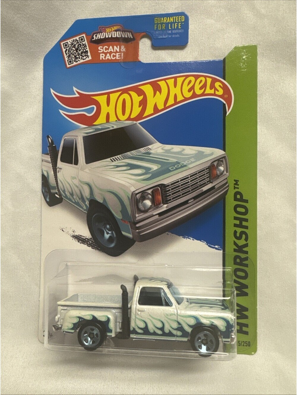 Hot Wheels 1978 Dodge Lil Red Express Pickup Truck Pearl White w Flames 1:64 New